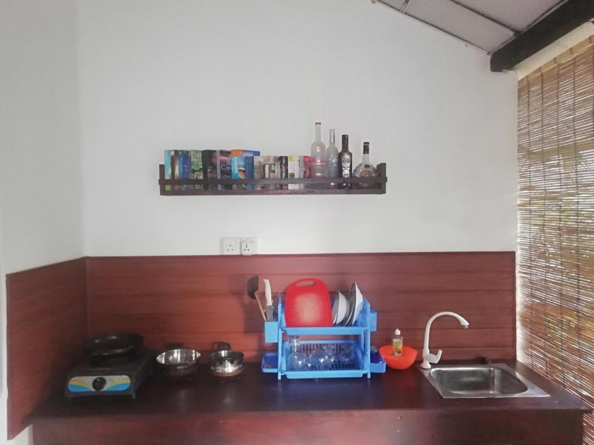 Ami place Hikkaduwa Exterior foto