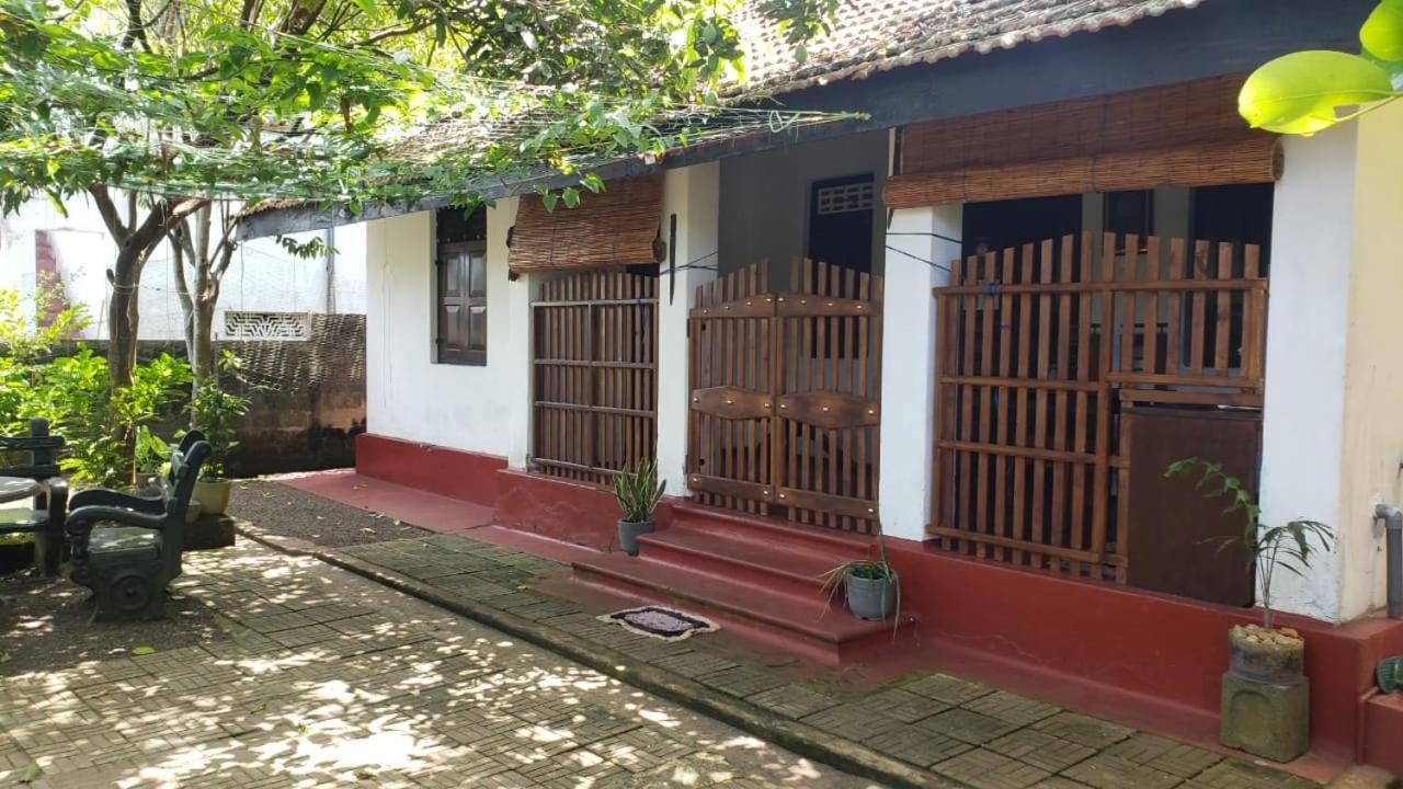 Ami place Hikkaduwa Exterior foto